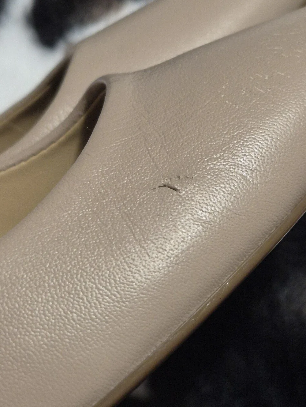 Michael Kors sophisticated pointed